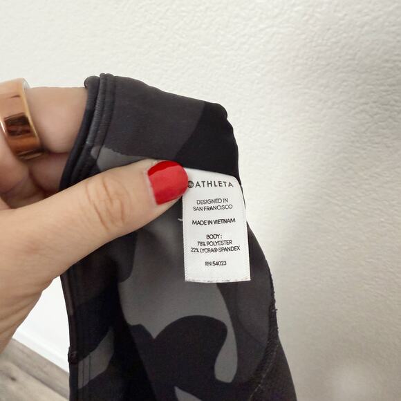 [Athleta] Gray Camo High Rise Contender Powerlift 7/8 Leggings Sz Large Tall LT - Picture 11 of 11